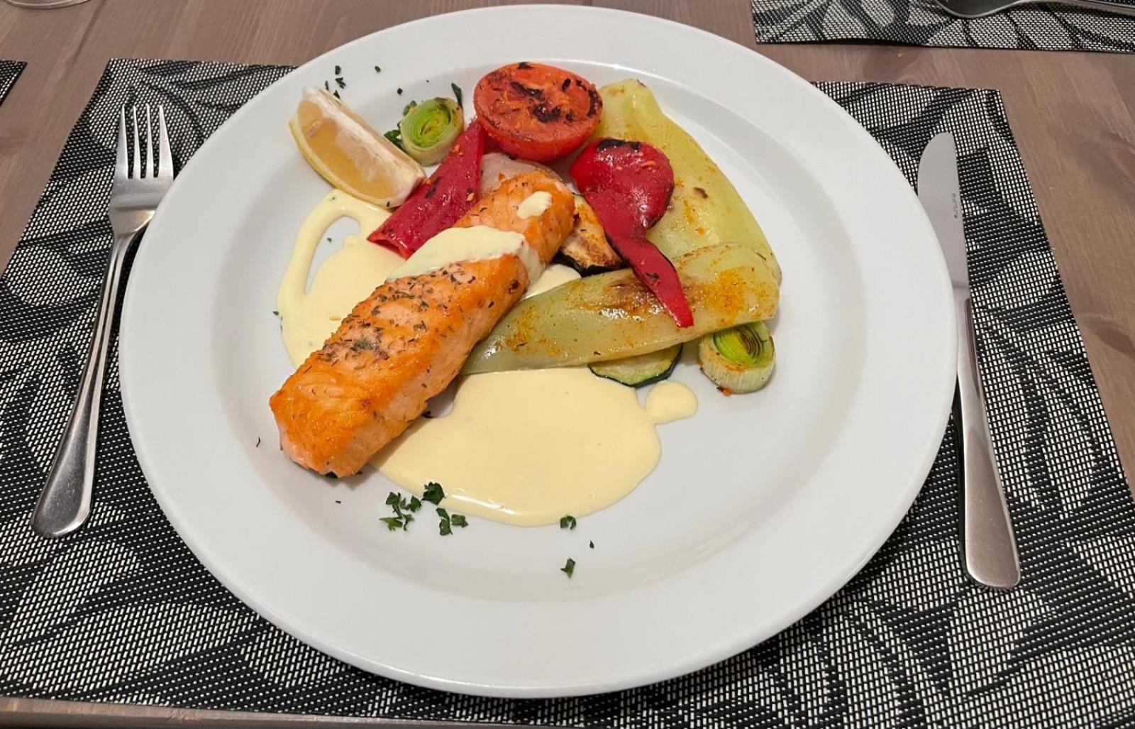 Penzion Fantasy - Restaurant Lipník nad Bečou المظهر الخارجي الصورة